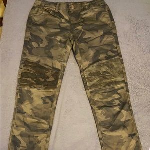 Basic camo pants